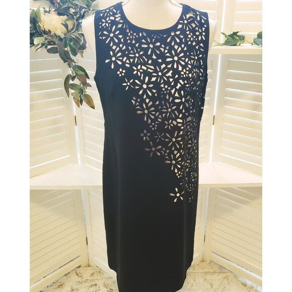 CALVIN KLEIN BLACK & WHITE LAZER CUT DRESS SIZE 8 - Picture 1 of 6